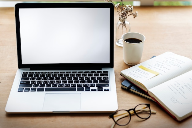 Laptopu gadżetu przyrządu notatnika pustej przestrzeni pojęcie Darmowe Zdjęcia