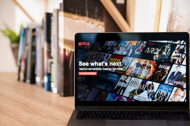 Urządzenie technologiczne z aplikacją netfilx Darmowe Zdjęcia