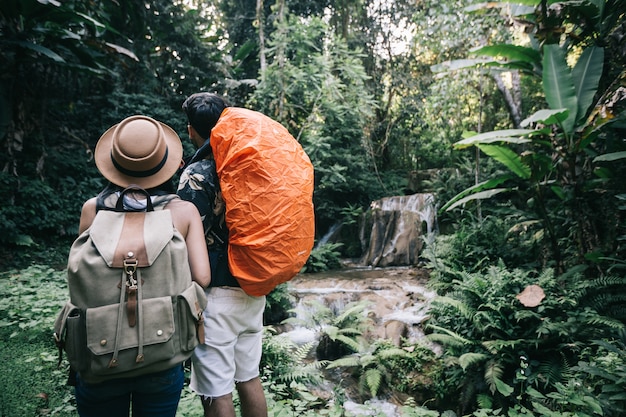 Resultado de imagen para vacaciones en el bosque