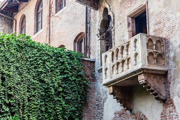 Balcon De Romeo Y Julieta En Verona Italia Foto Premium