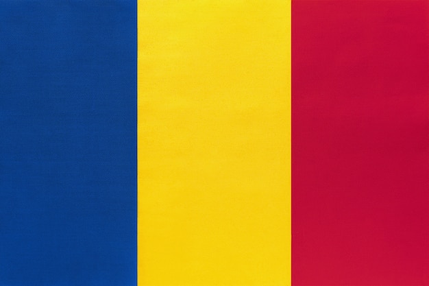 Bandera nacional de tela de rumania, símbolo del mundo ...