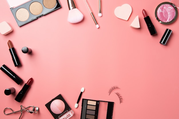 Belleza Cosmetica Maquillaje Plano Fondo Rosado Copia Espacio