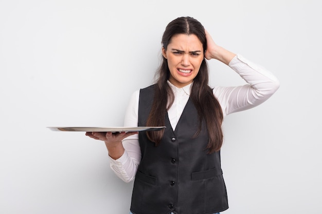 Bonita Mujer Hispana Que Se Siente Estresada Ansiosa O Asustada Con Las Manos En La Cabeza