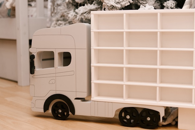 carros en madera para niños