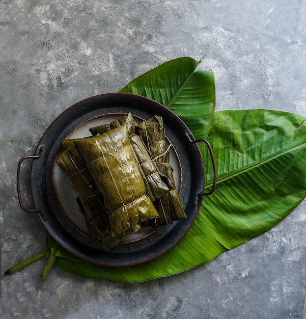 Comida navideña venezolana, hallacas o tamales colombianos | Foto Premium