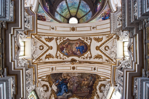 C Pula Y Techo De La Iglesia La Chiesa Del Gesu O Casa Professa En