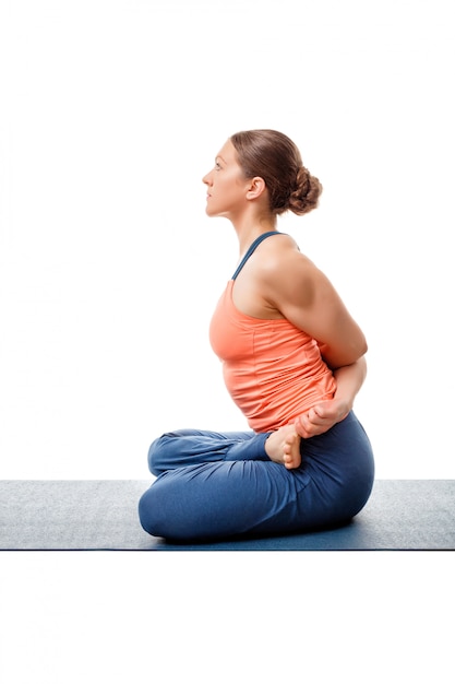 Deportiva Mujer Haciendo Asanas De Yoga Ashtanga Vinyasa Foto Premium