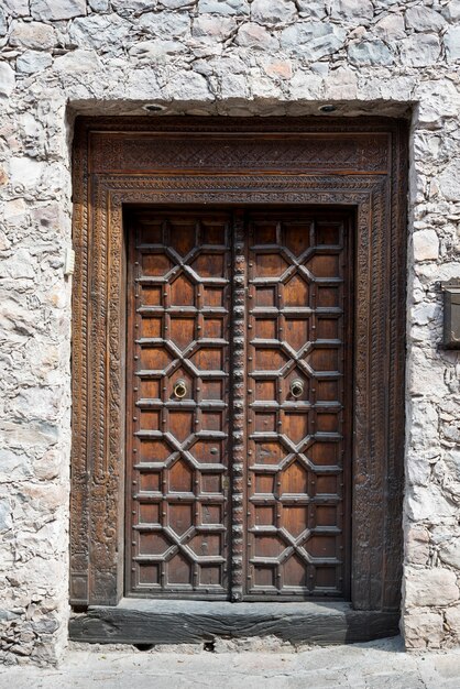 Entrada De Madera De Una Casa, Zona Centro, San Miguel De Allende ...