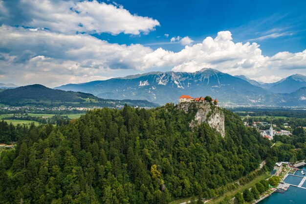 Eslovenia resort de vista aérea del lago bled fotografía aérea con