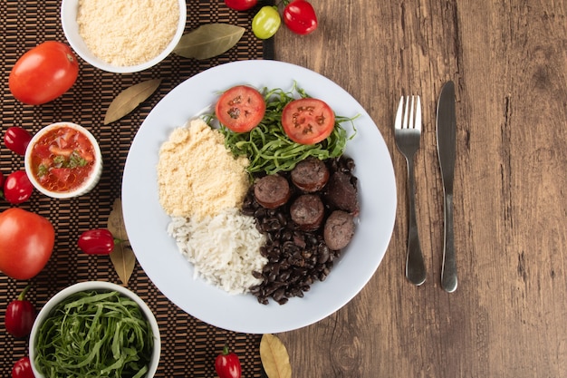 Feijoada. Plato De Comida Tradicional Brasileña. Cocina Brasileña ...