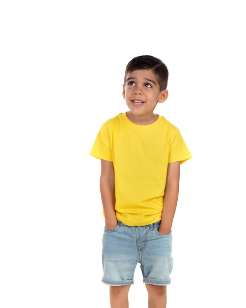 camiseta amarilla niño