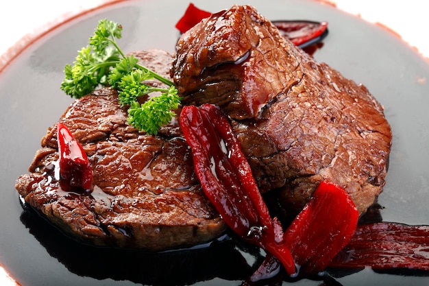 Filet Mignon Con Salsa De Vino Tinto Foto Premium