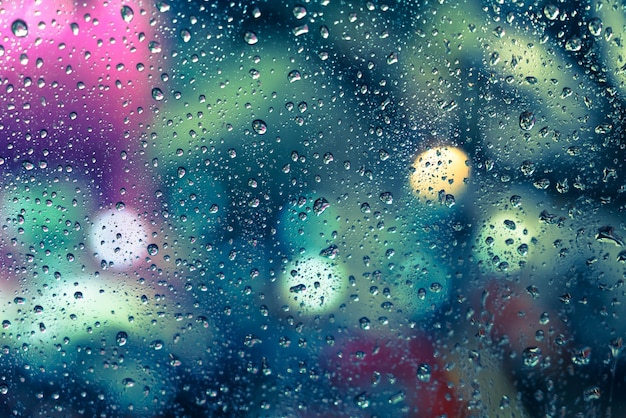 Gotas De Lluvia En La Ventana Foto Gratis