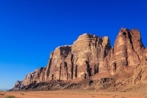 Hermosa Vista Del Desierto De Wadi Rum En El Reino Hachemita De