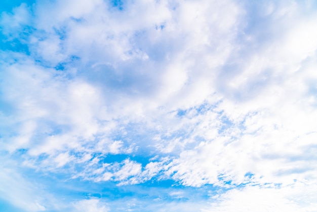 Hermoso Cielo Azul Y Nubes Foto Premium