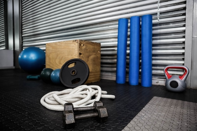 Herramientas De Fitness En El Gimnasio De Crossfit Foto Premium