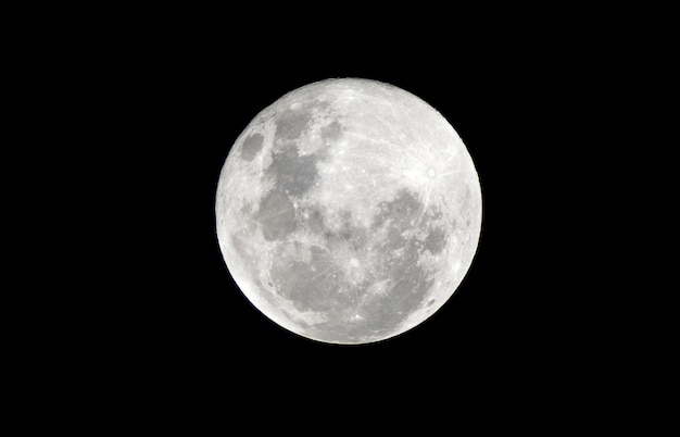 Luna llena en la noche oscura | Foto Premium