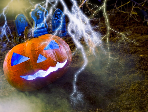 Naranja Calabaza Hecha A Mano Con Cara Tallada En Estilo Halloween Con