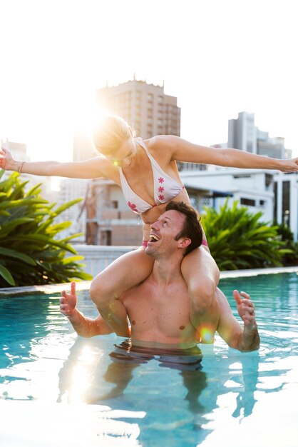 Pareja Encantadora Pasar Tiempo De Calidad Juntos Foto Gratis 9164