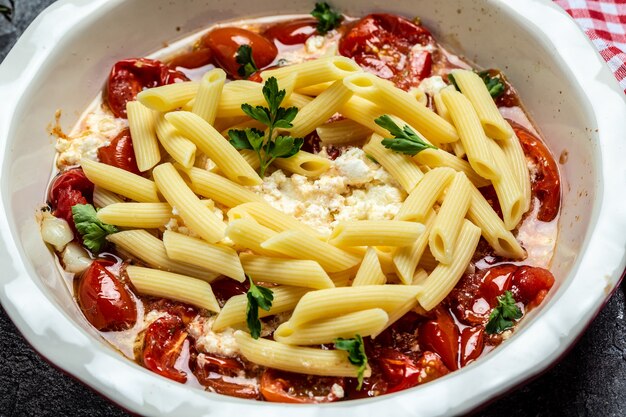 Pasta Feta Casera Tomates Cherry Al Horno Y Queso Feta Con Aceite De