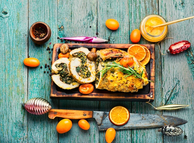 Pastel de carne de pavo con espinacas y champiñones rollo de carne con