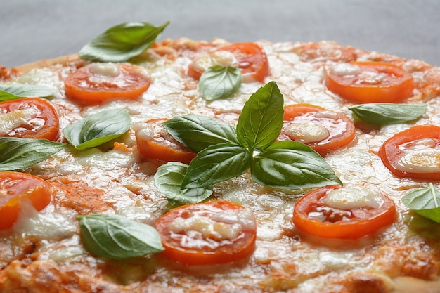 Pizza Italiana Napolitana Casera Margherita Con Queso Mozzarella