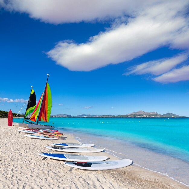 Playa Platja De Muro Esperanza Alcudia Bay Mallorca Foto Premium