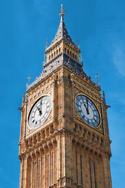 Primer Plano De La Torre Del Reloj Big Ben En Londres Reino Unido Foto Premium 6479