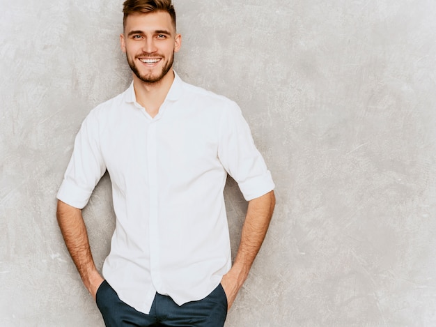 camisa blanca casual hombre