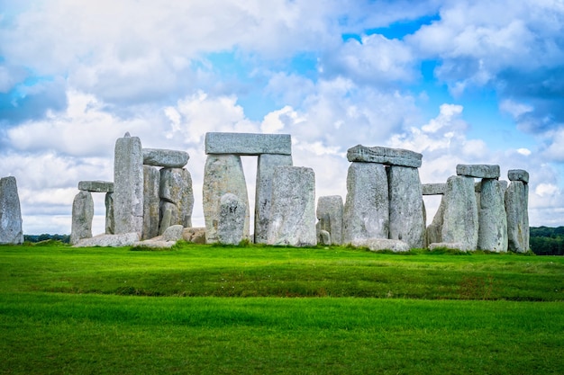 Stonehenge Un Antiguo Monumento De Piedra Prehist Rico Wiltshire Reino Unido Foto Premium