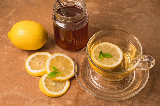 Beneficios de la miel con limón para tu salud - Chapin Radios