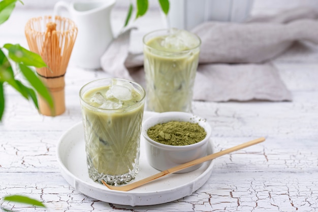 T Fr O Matcha Con Leche Y Hielo Foto Premium