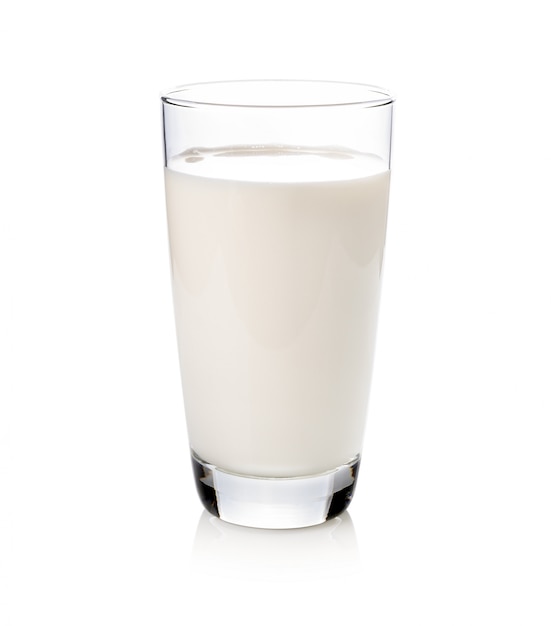 Vaso de leche aislado en blanco Foto Premium 