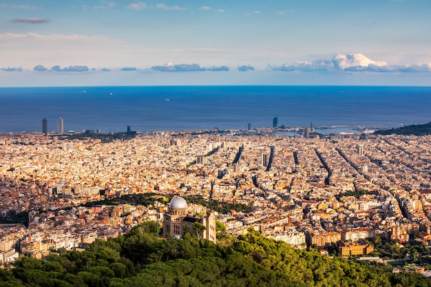 Vista Aerea De Barcelona | Foto Premium