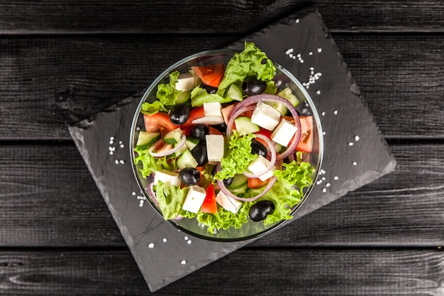 Deliziosa insalata greca Foto Premium