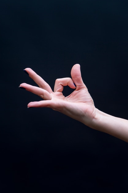 Mano di mudra yoga femminile Foto Premium
