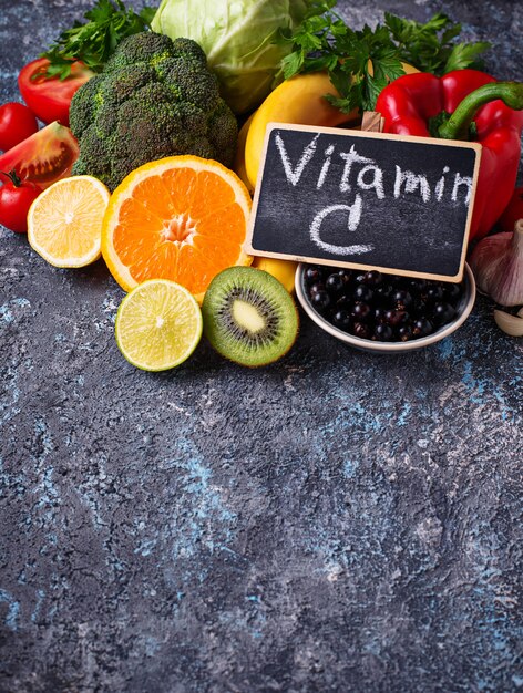 Alimentos Ricos Em Vitamina C Alimentação Saudável Foto Premium 4643