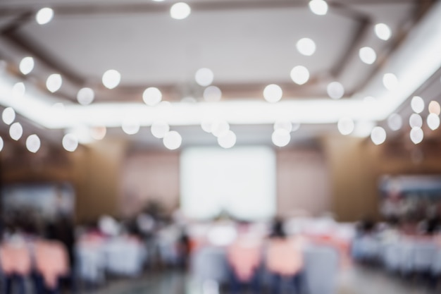 Atrás de audiência audiência discurso na sala de conferências Foto Premium