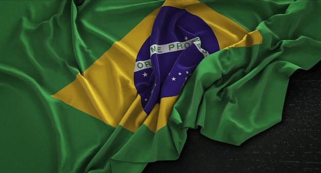 Bandeira Do Brasil Enrugada No Fundo Escuro 3d Render Baixar Fotos