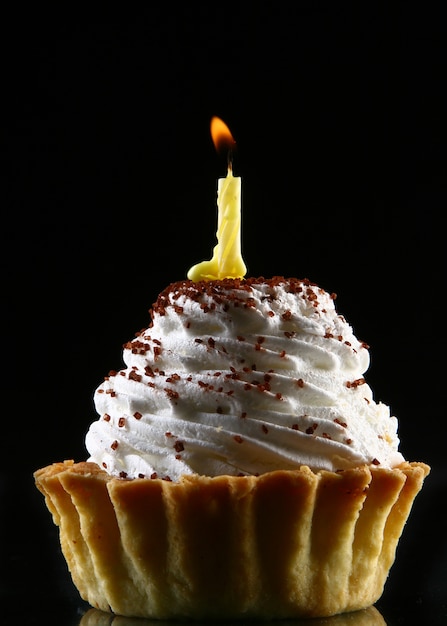 Bolo De Aniversário Com Uma Vela Foto Grátis 