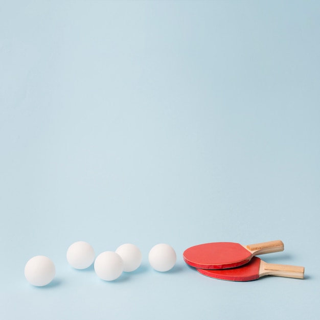 Composição de esporte moderno com elementos de ping pong Foto gratuita