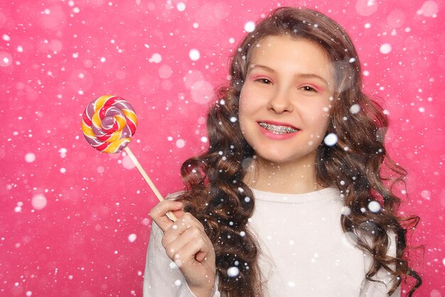 Conceito de neve inverno natal dentes emoções saúde pessoas