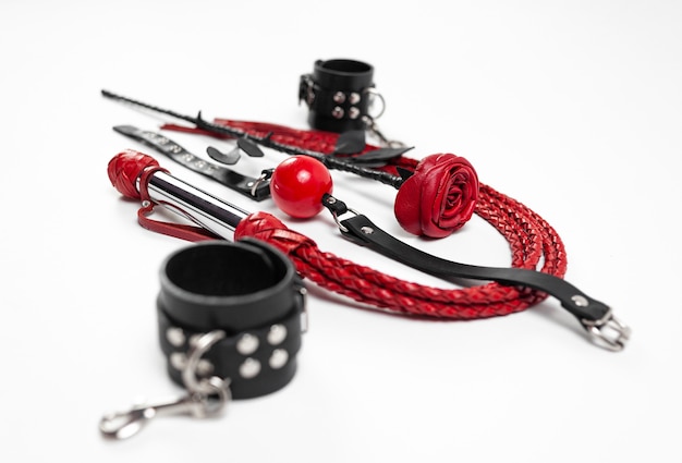 Conjunto De Acessórios Para Jogos Sexuais Bdsm Chicote Mordaça E Couro