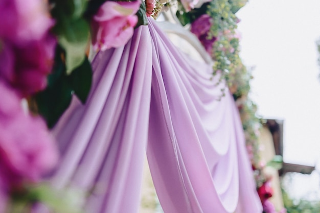 Decoração de casamento, flores e design floral no banquete e cerimônia Foto Premium