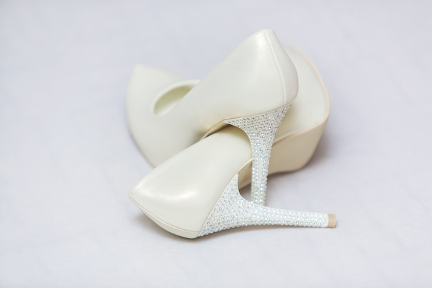 sapatos com strass para noivas