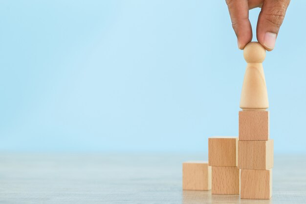 Entregue recursos humanos do negócio, empregado do recrutamento e managemen do talento com conceito bem sucedido do líder da equipe do negócio - imagem. Foto Premium