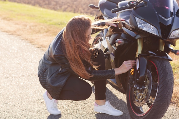 roupas femininas para moto