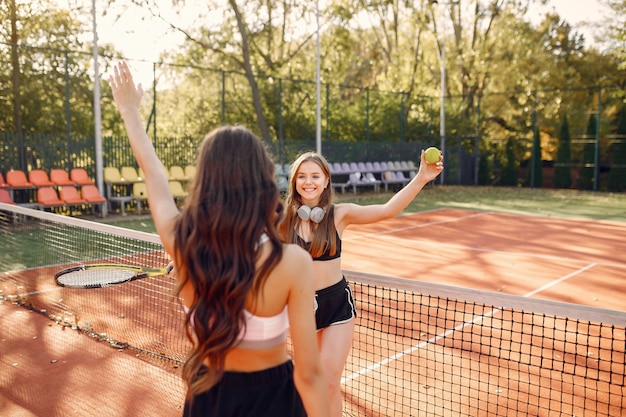 meninas de tênis