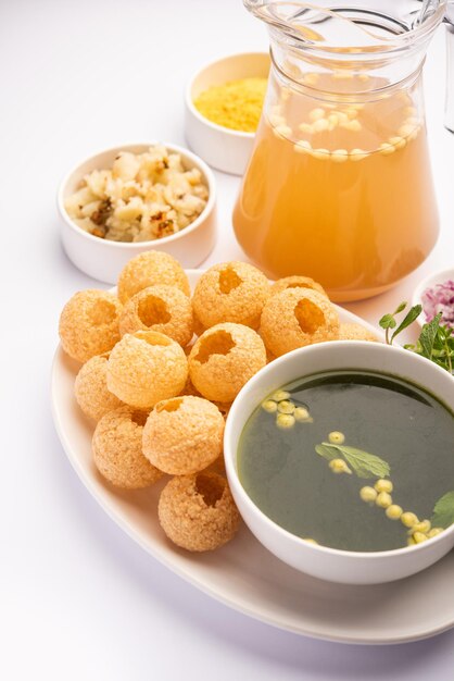 Panipuri Ou Fuchka Fhuchka Ou Gupchup Ou Golgappa Ou Pani Ke Patake