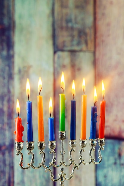 Símbolo judeu hanukkah, feriado do festival das luzes Foto Premium